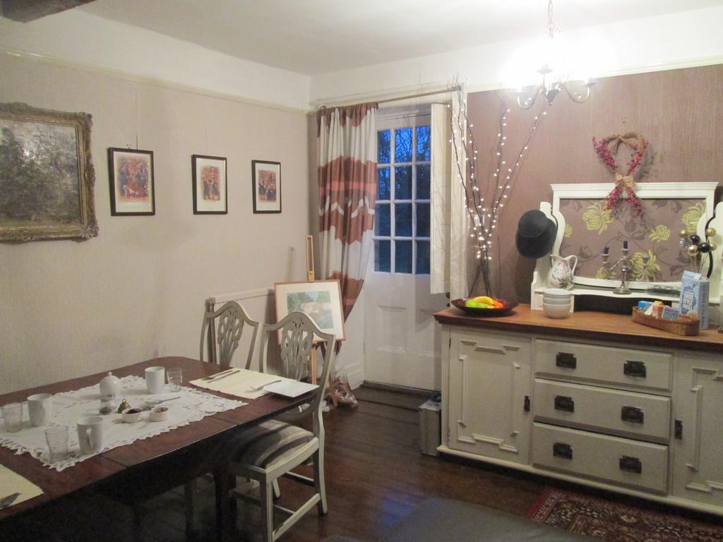 One Castle Street Bed And Breakfast 베이크웰 외부 사진