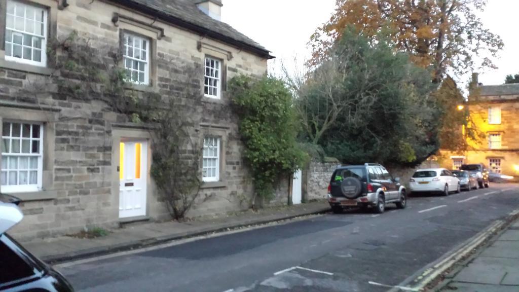 One Castle Street Bed And Breakfast 베이크웰 외부 사진