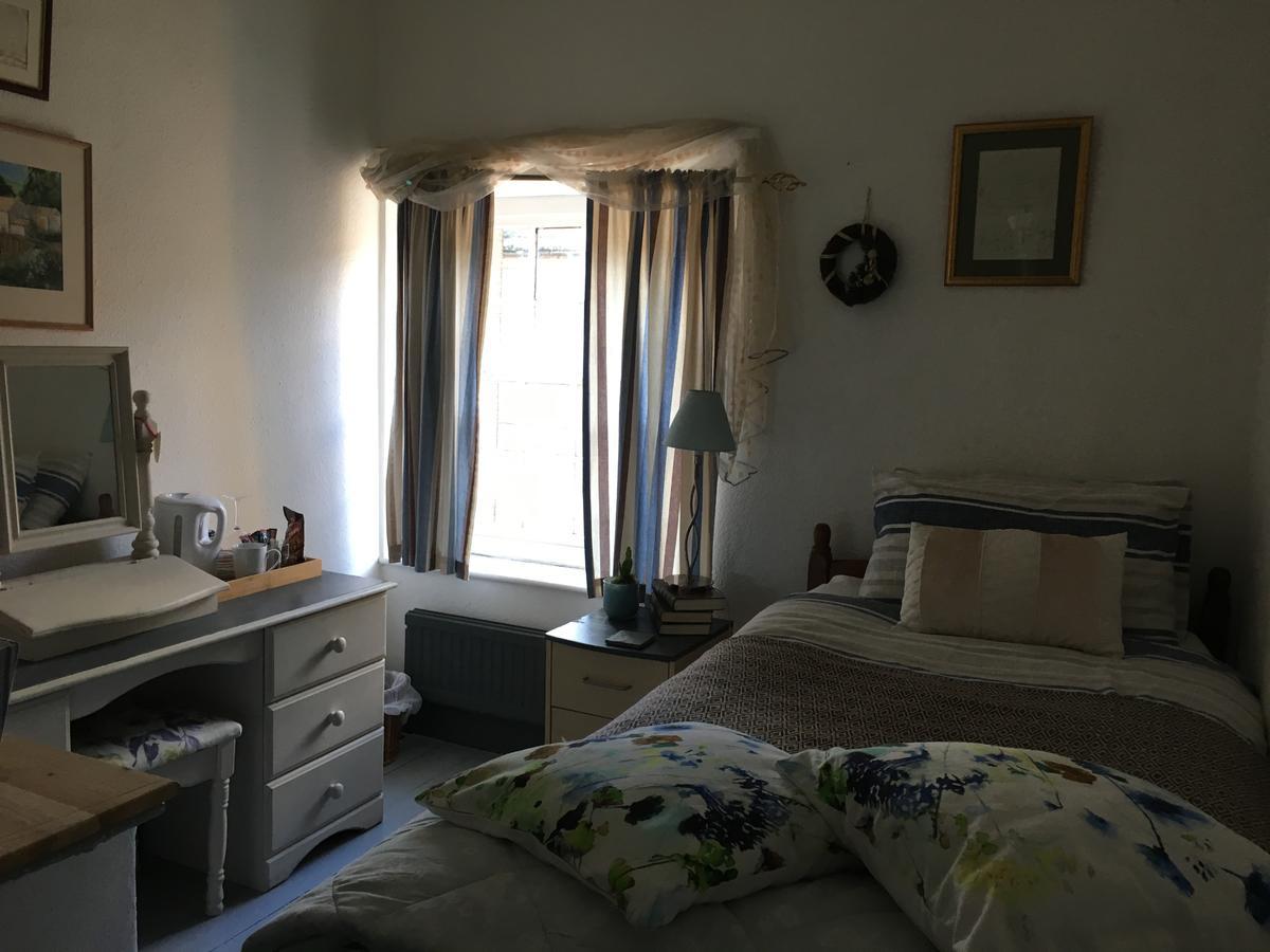 One Castle Street Bed And Breakfast 베이크웰 외부 사진